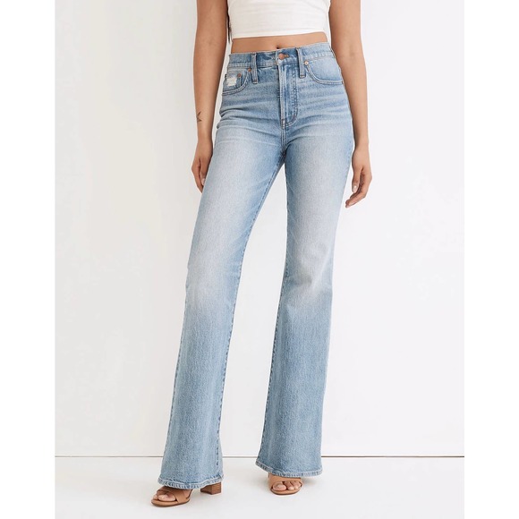 Madewell Denim - Madewell The Petite Perfect Vintage Flare Jean in Delavan Wash